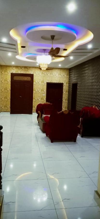 Hotel Pak Continental Multán Kültér fotó