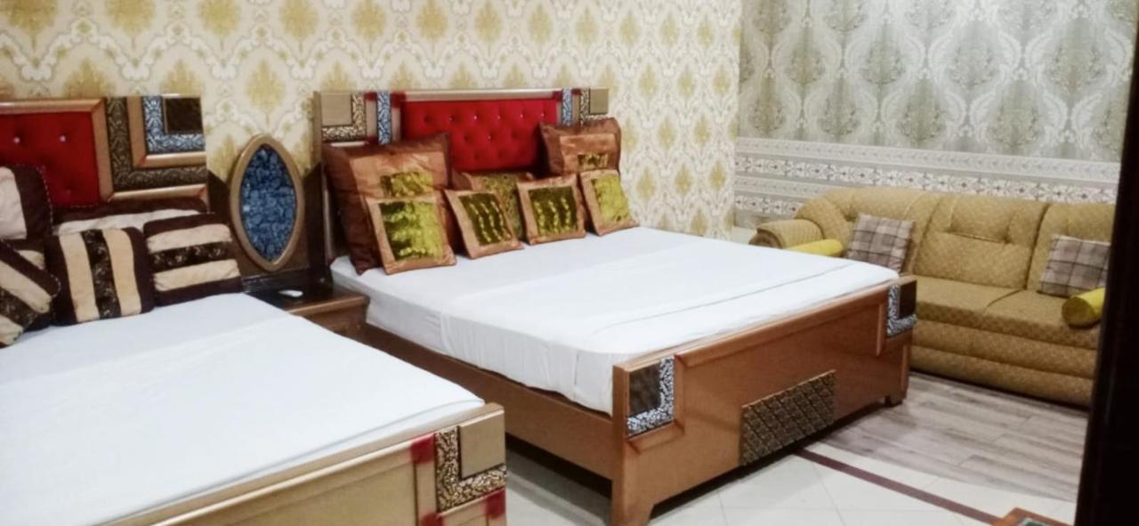 Hotel Pak Continental Multán Kültér fotó